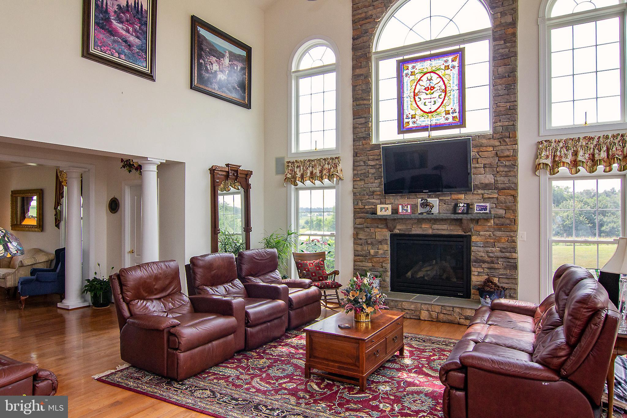 BLUE MOON HEIGHTS - Residential