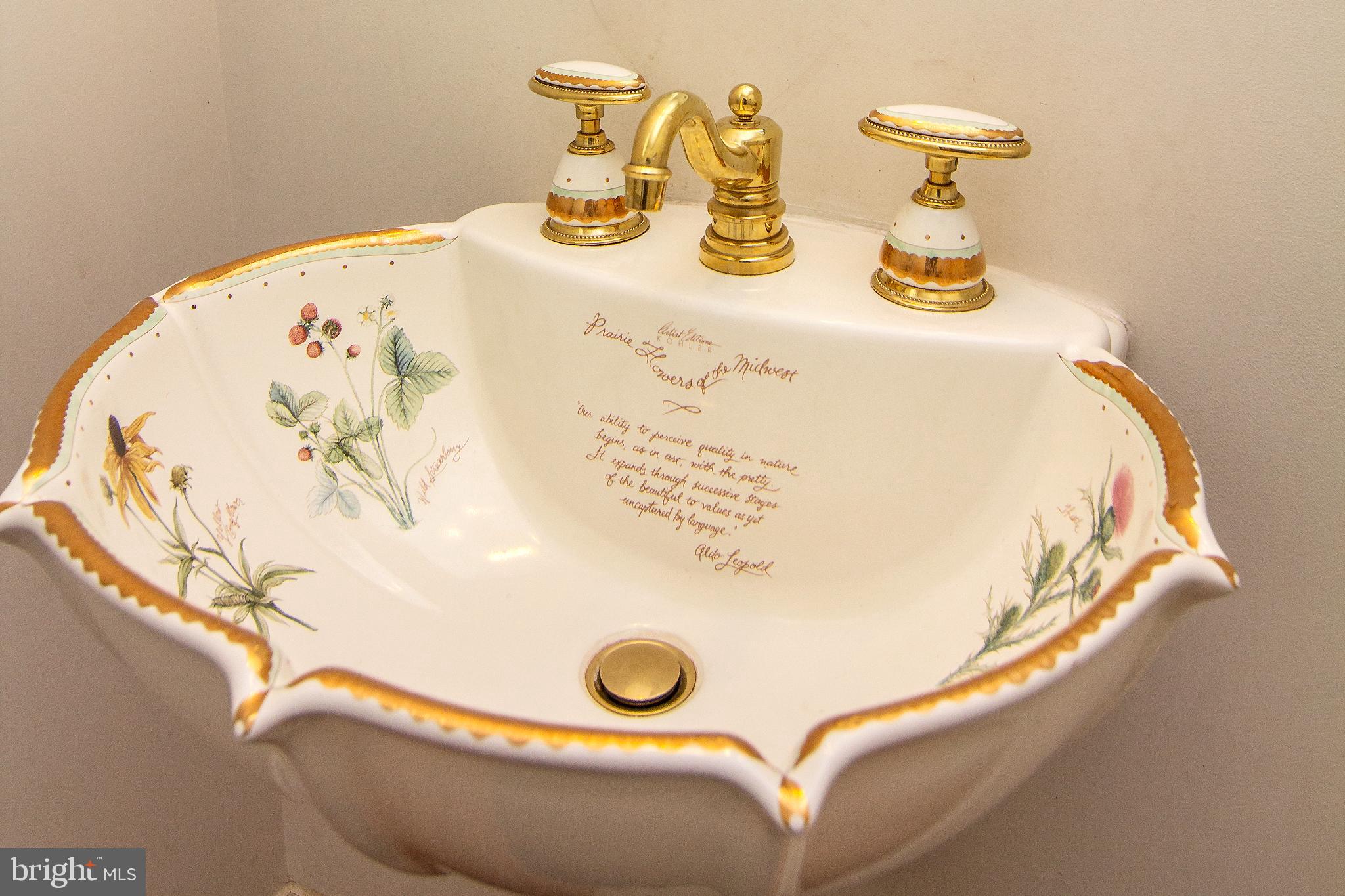 BLUE MOON HEIGHTS - Residential