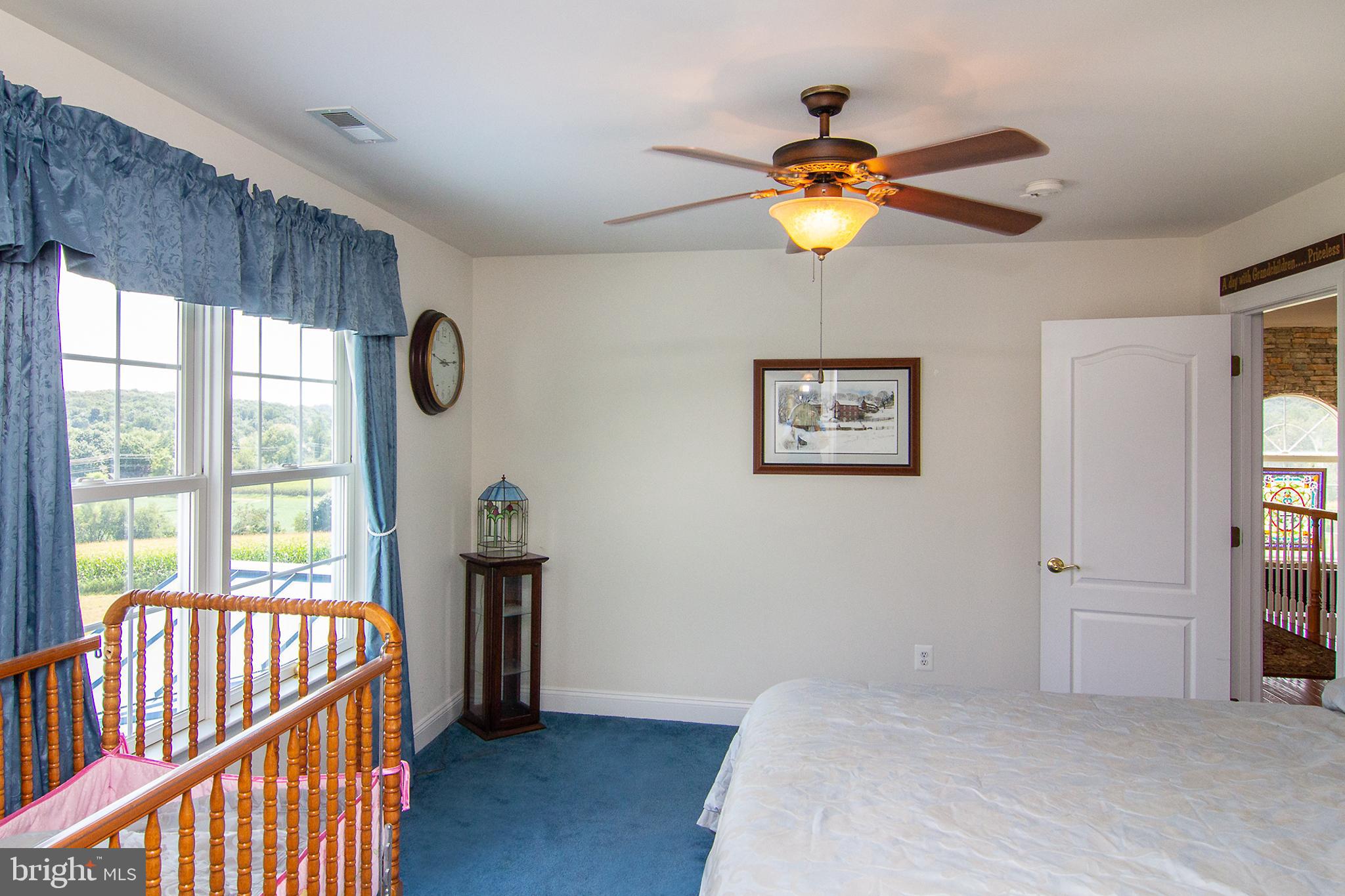 BLUE MOON HEIGHTS - Residential