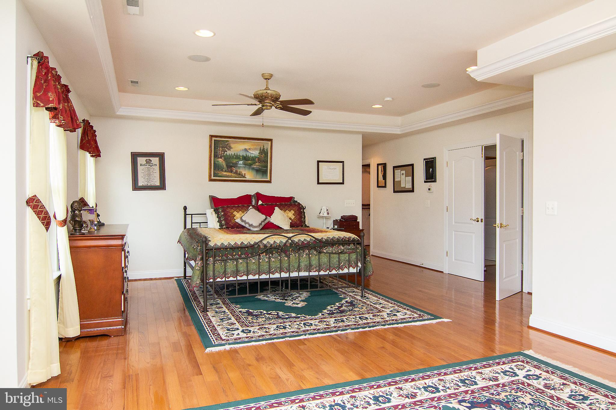 BLUE MOON HEIGHTS - Residential