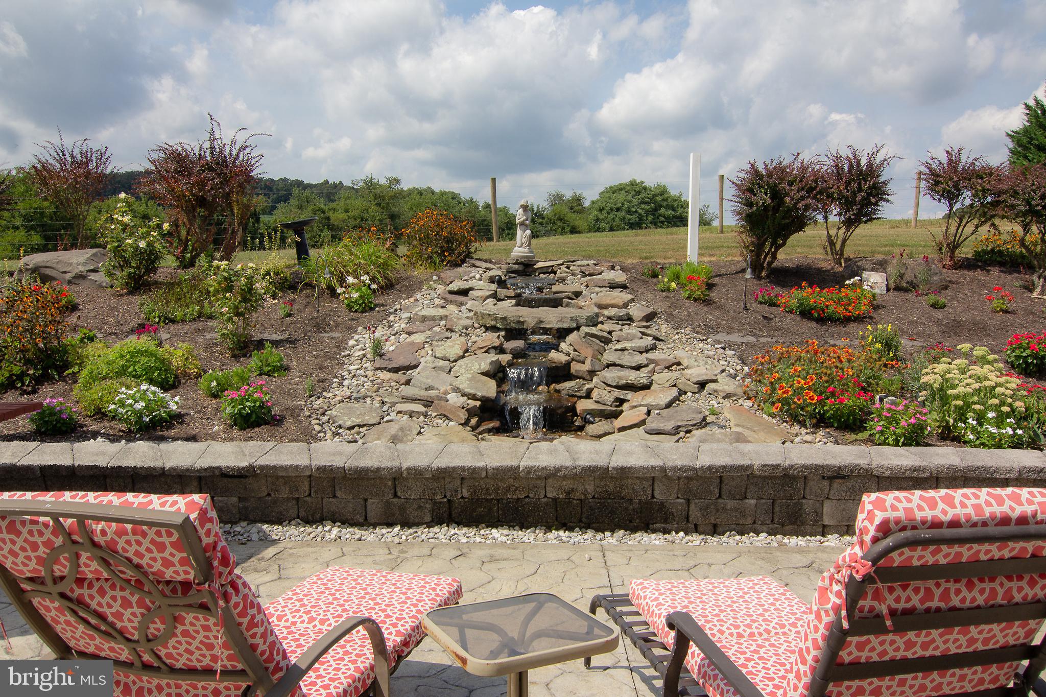 BLUE MOON HEIGHTS - Residential