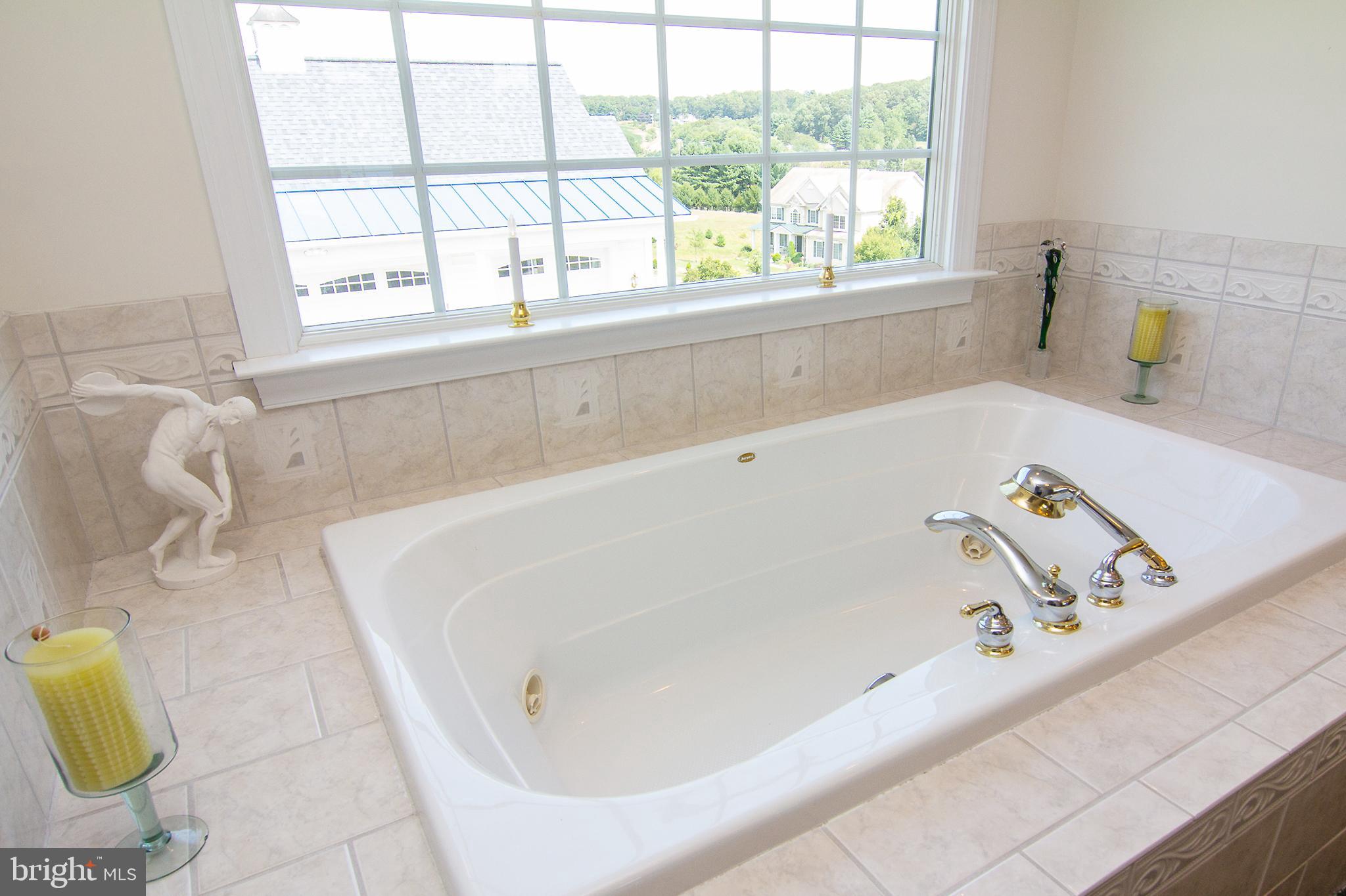 BLUE MOON HEIGHTS - Residential