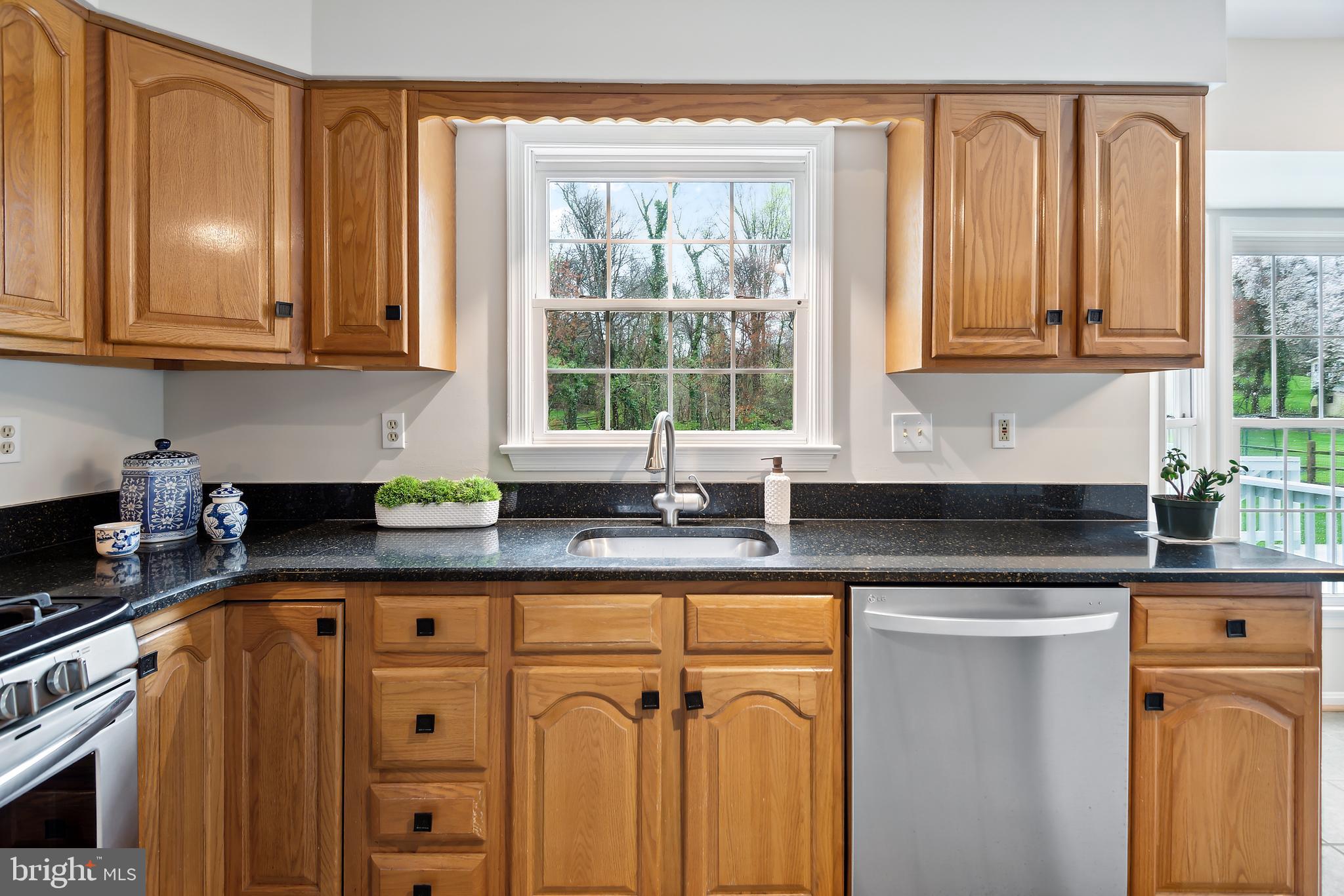 SPRING LAWN FARM - Residential