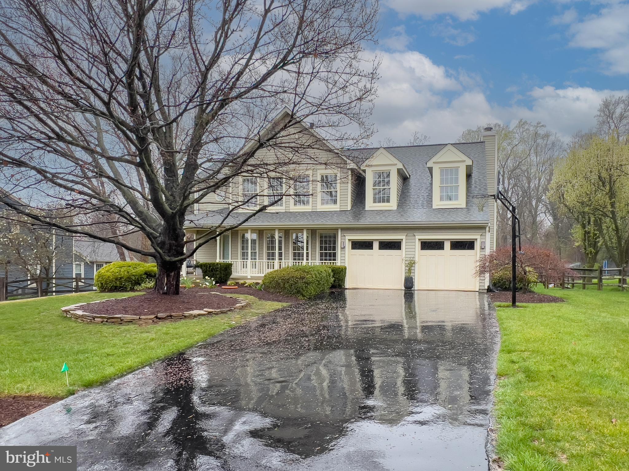 SPRING LAWN FARM - Residential