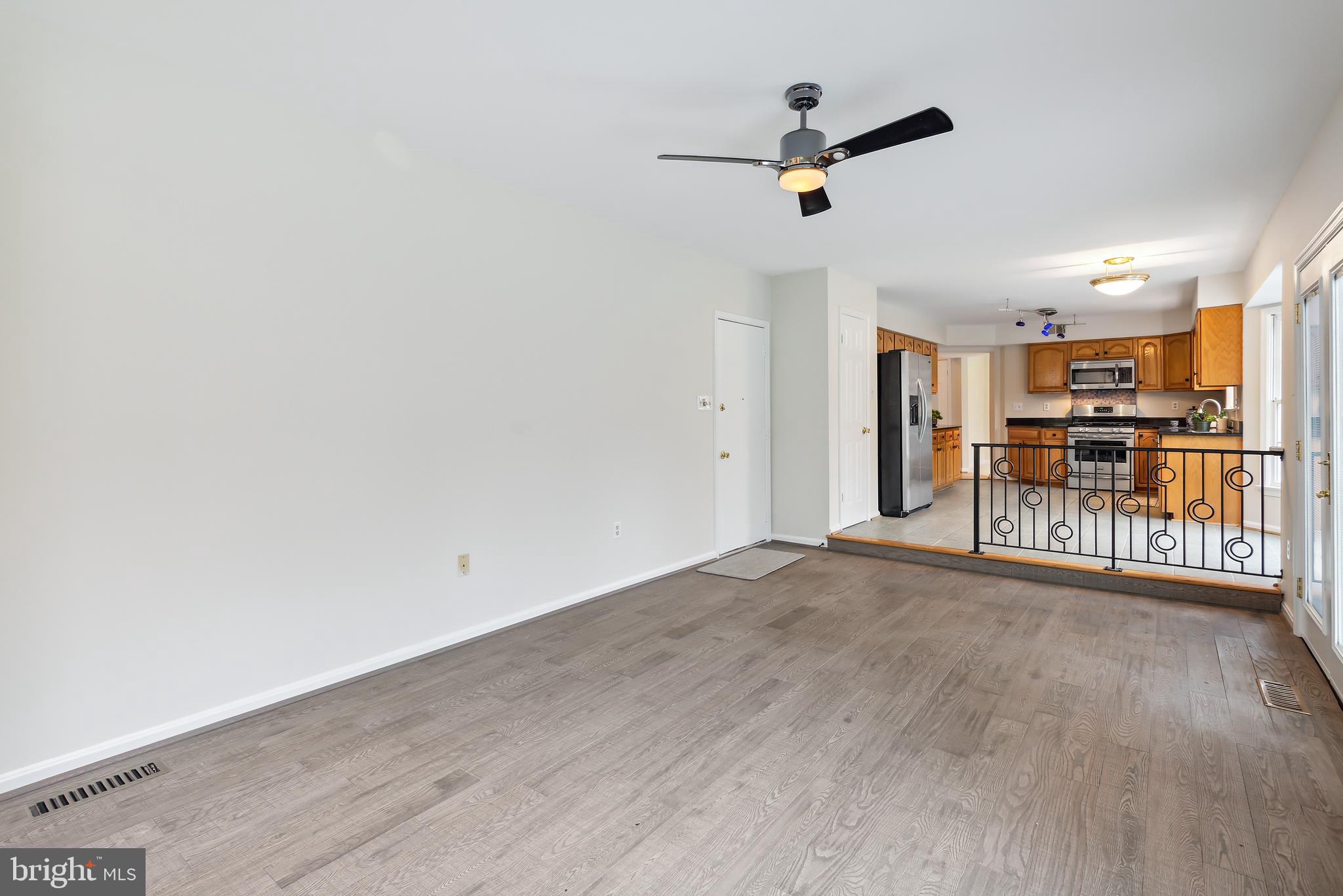 SPRING LAWN FARM - Residential