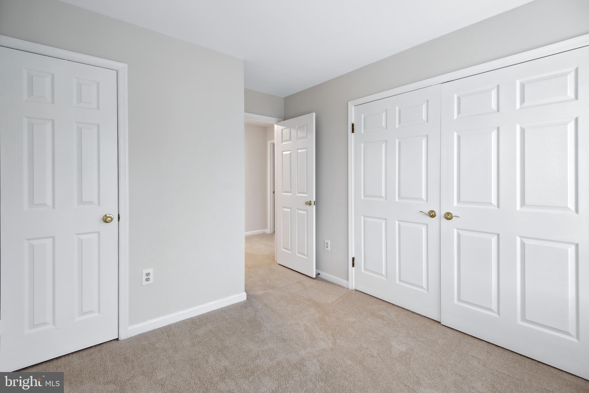 SPRING LAWN FARM - Residential