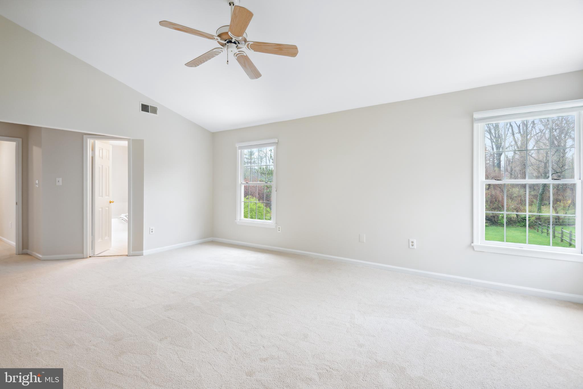 SPRING LAWN FARM - Residential