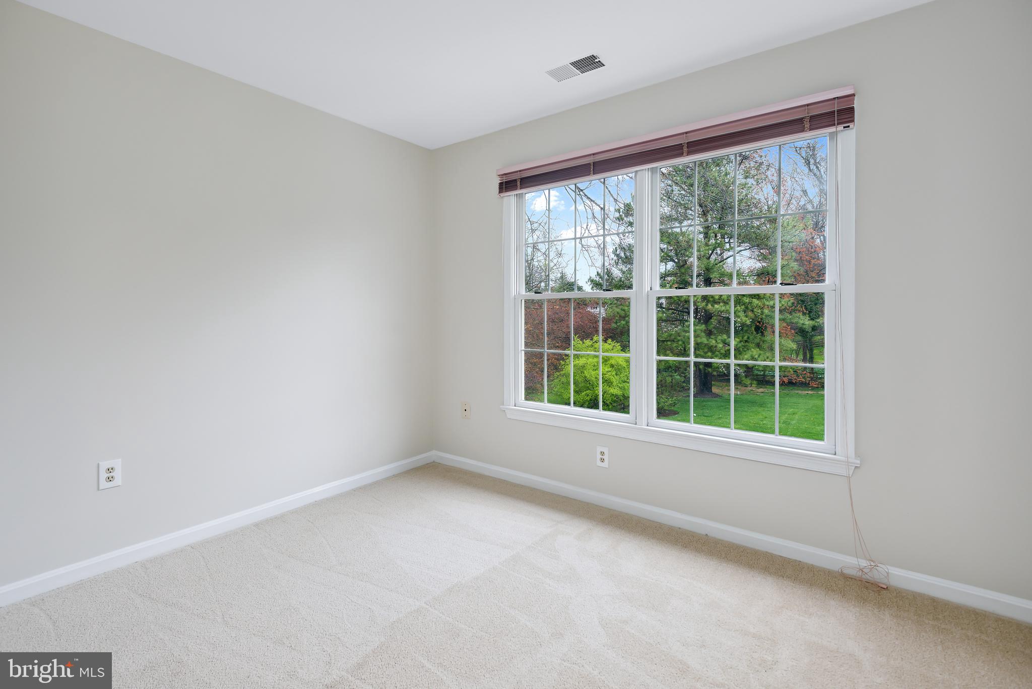 SPRING LAWN FARM - Residential