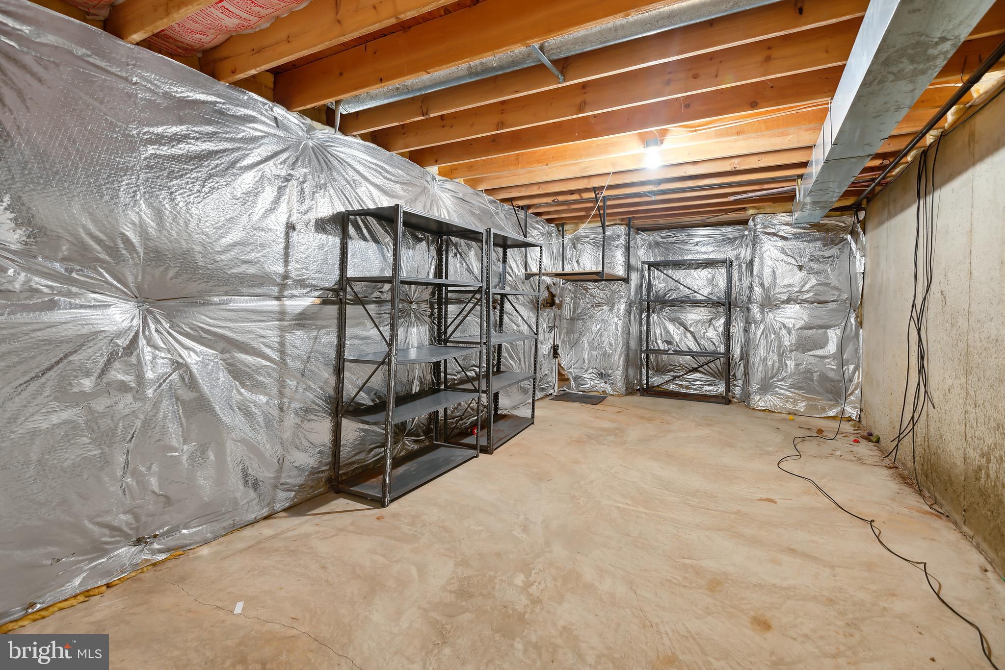 SPRING LAWN FARM - Residential