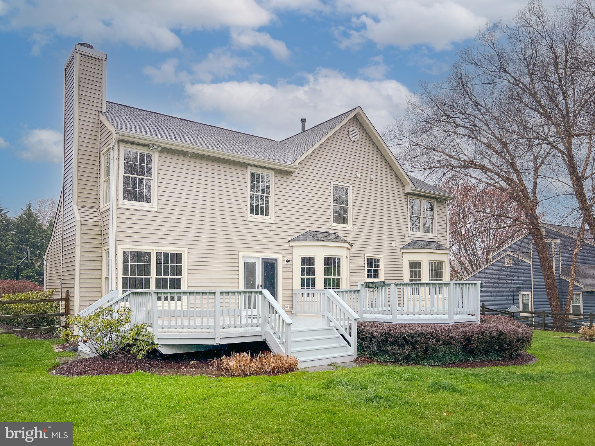 SPRING LAWN FARM - Residential