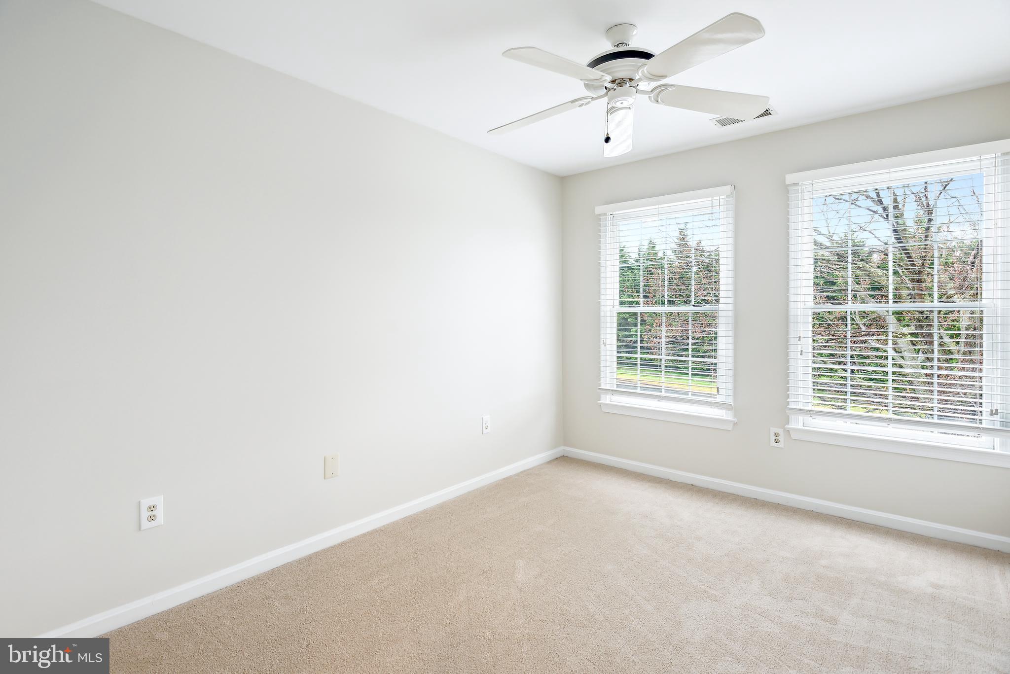 SPRING LAWN FARM - Residential