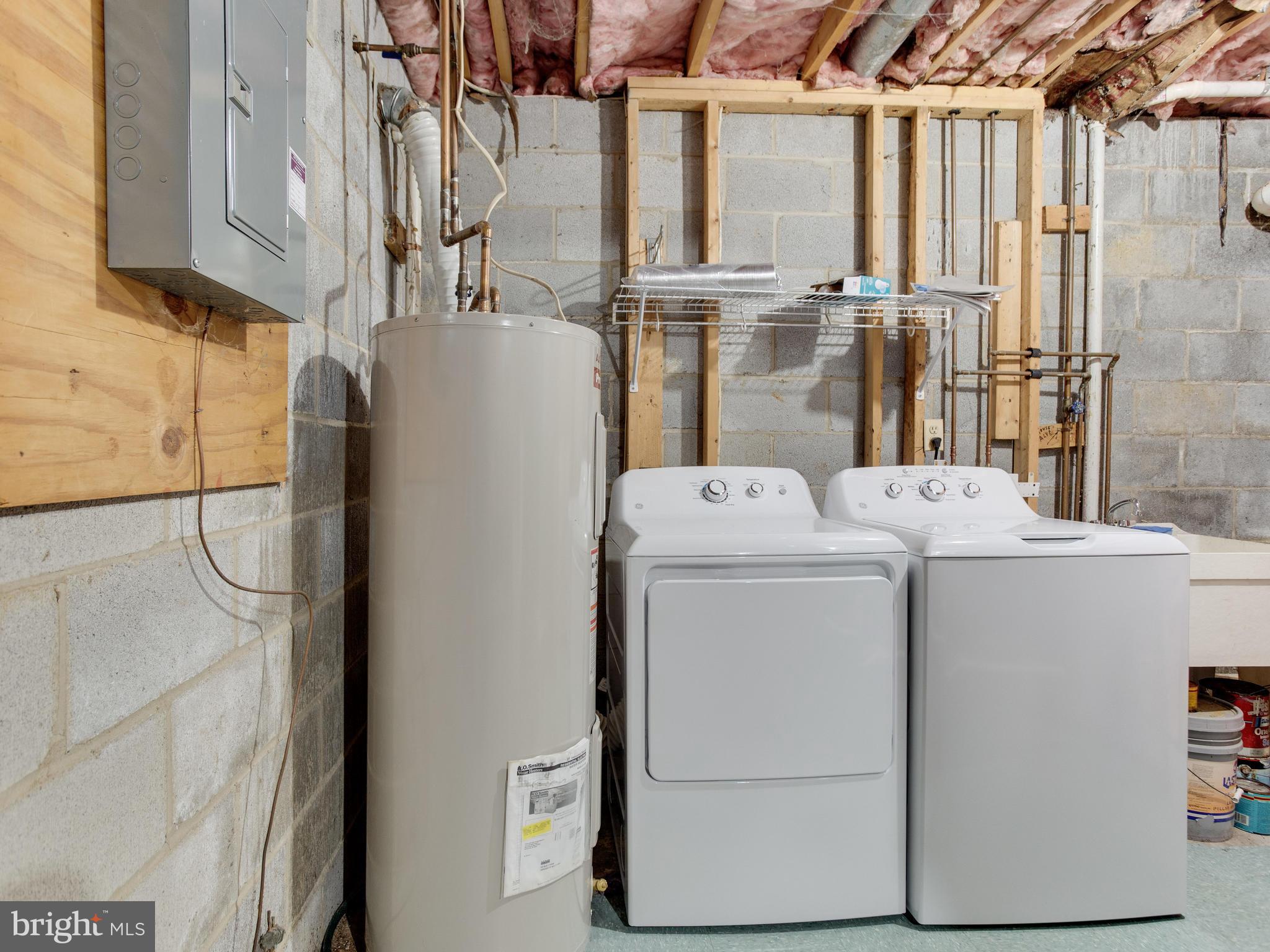 WINDMILLS OF ANNAPOLIS - Residential