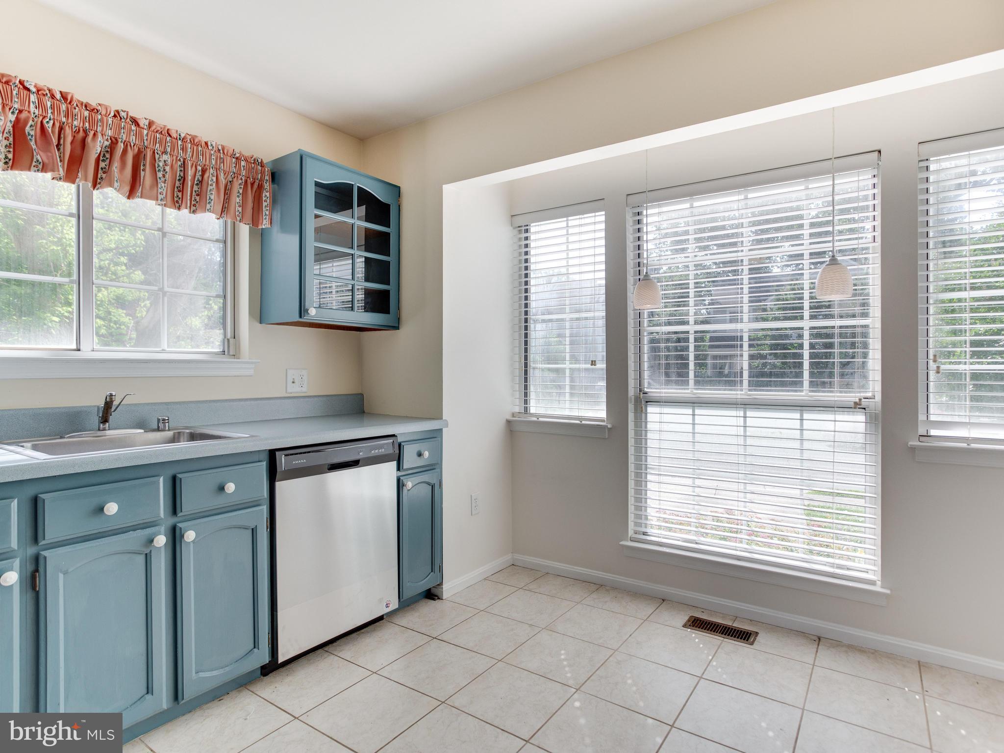 WINDMILLS OF ANNAPOLIS - Residential