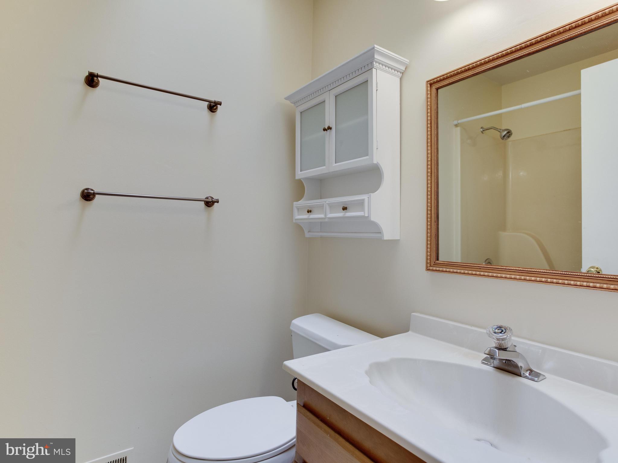 WINDMILLS OF ANNAPOLIS - Residential