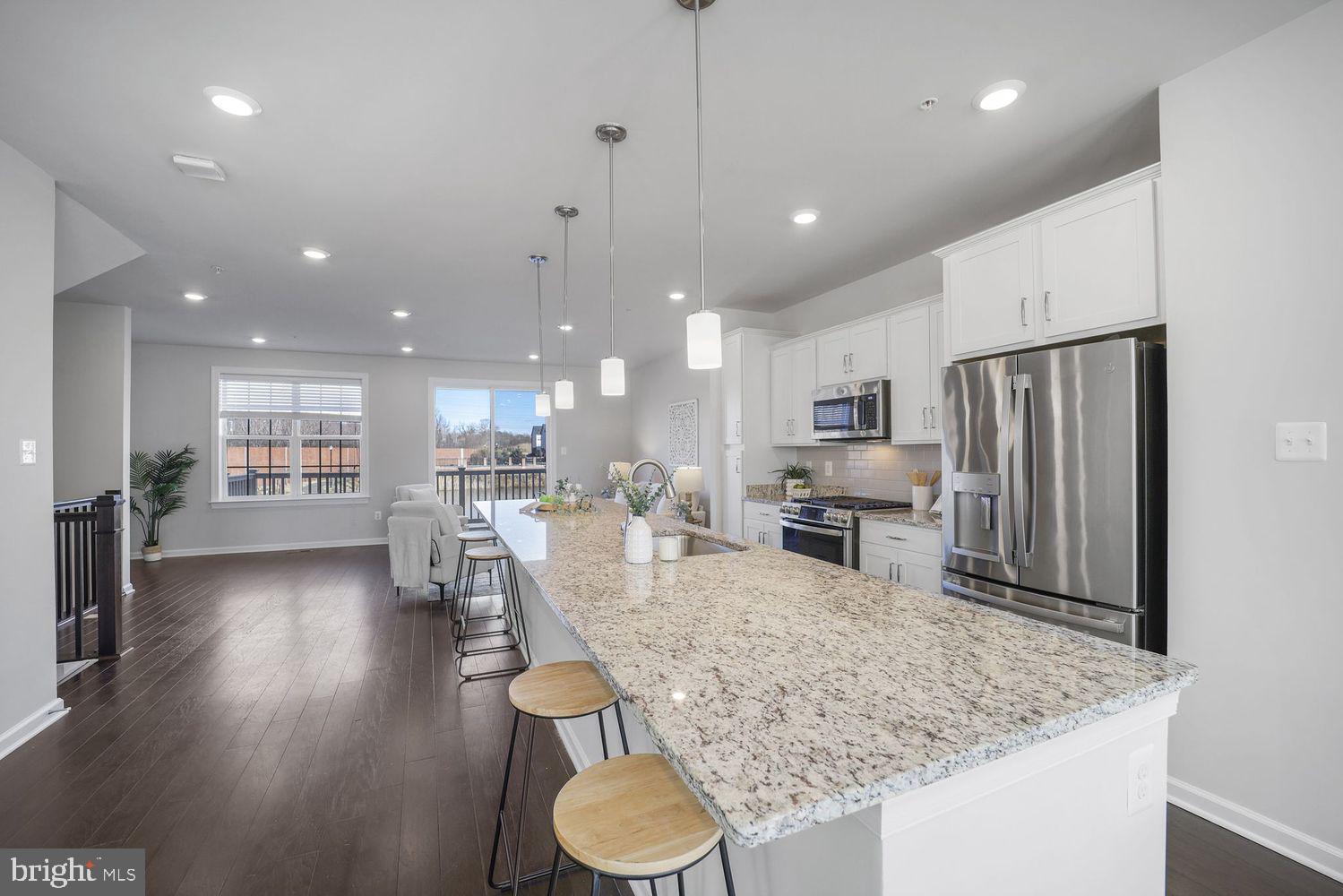 BRICK YARD STATION - Residential