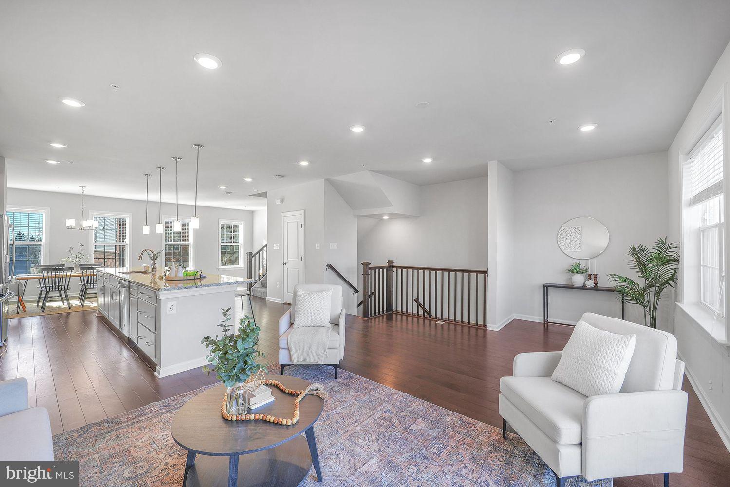 BRICK YARD STATION - Residential