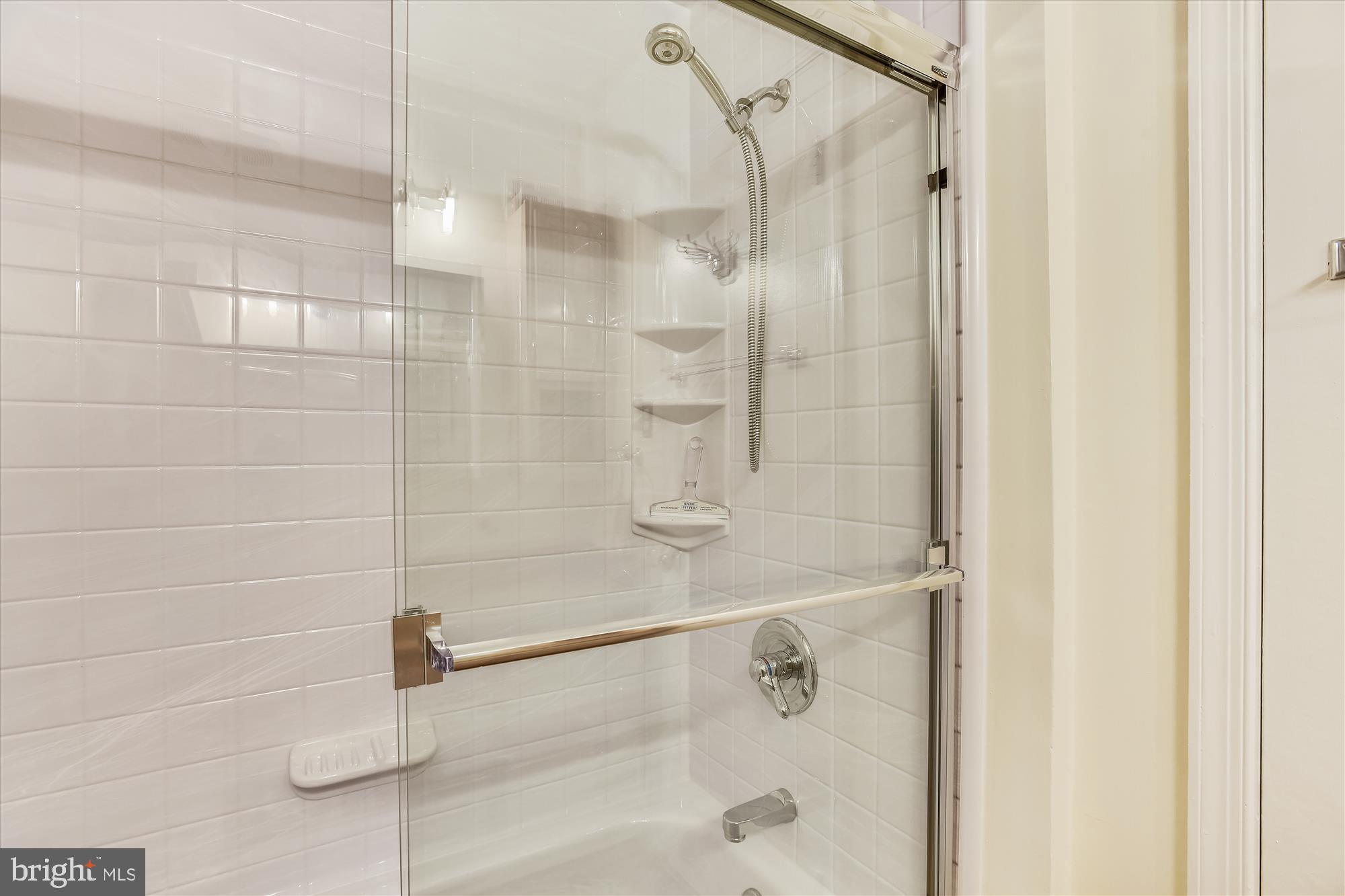 DEEPWOOD - Residential