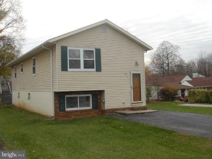 CATONSVILLE MANOR - Residential