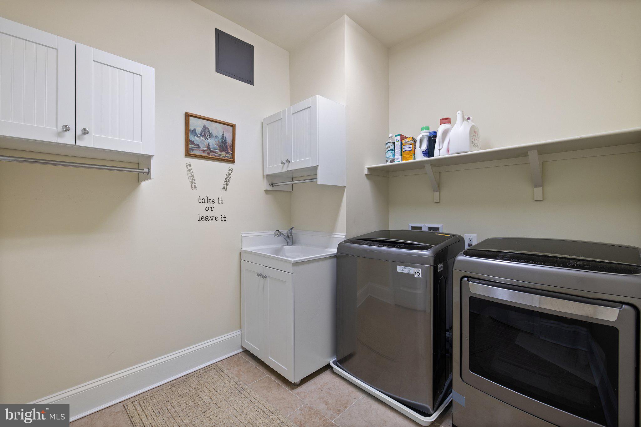 WOODBURN - Residential