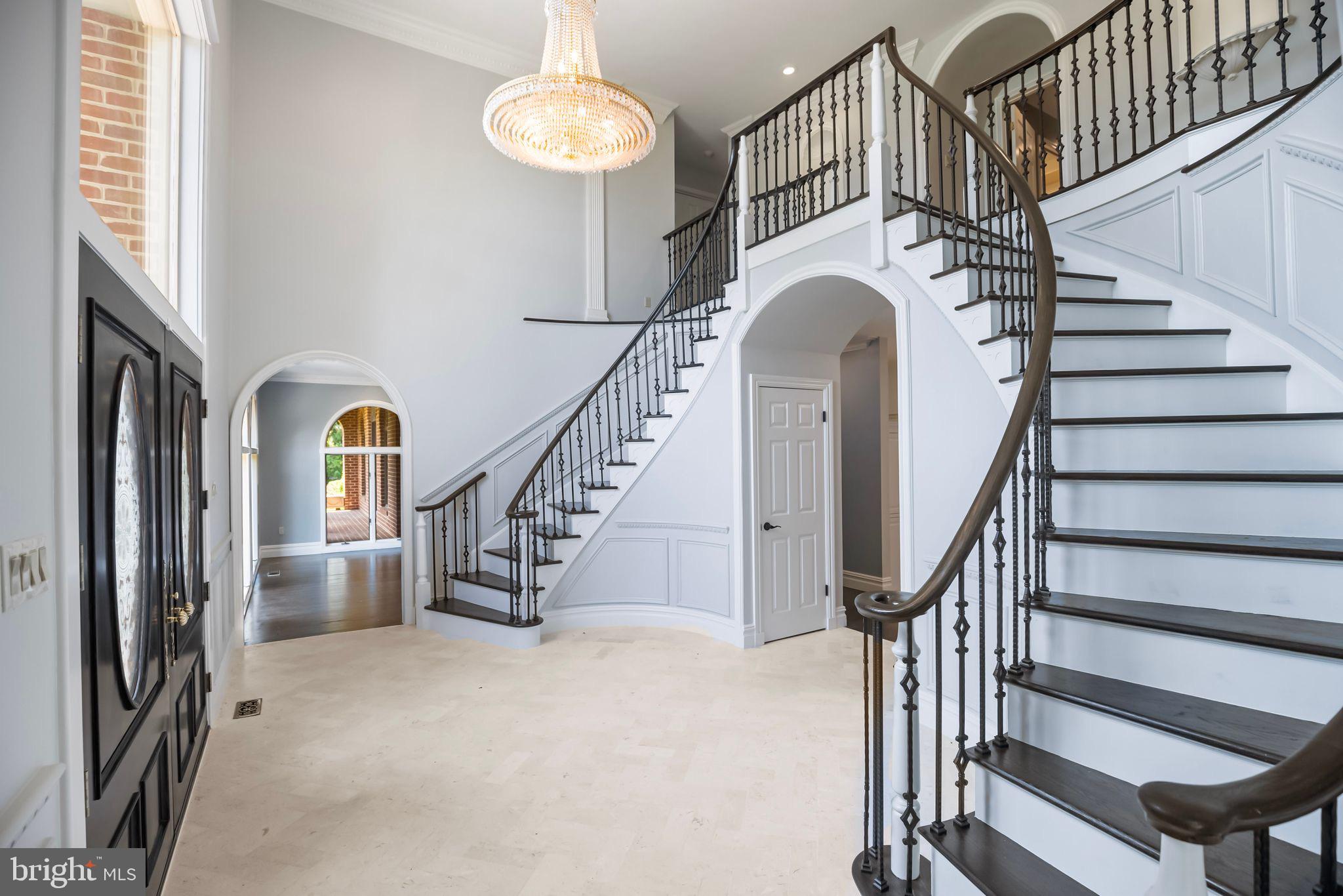 712 KIMBERLY DRIVE