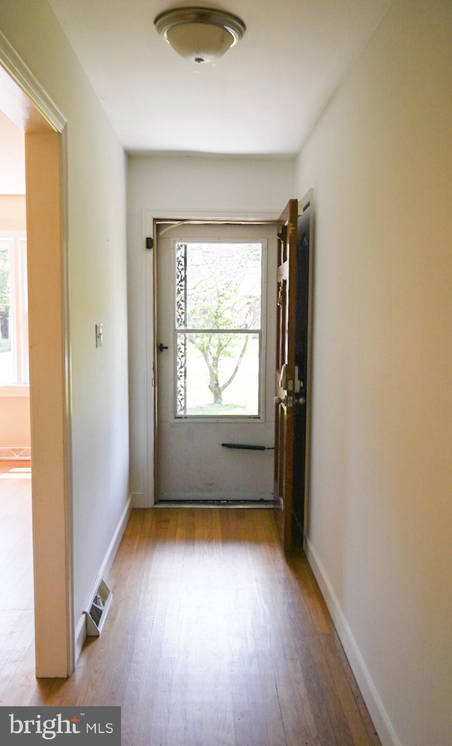 121 LAUREL AVENUE