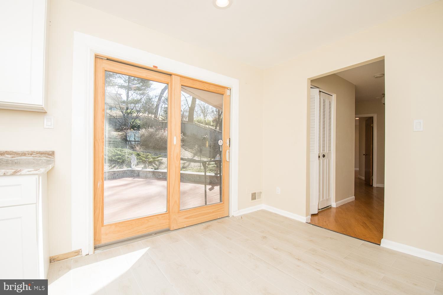 NORTH POTOMAC VISTA - Residential Lease