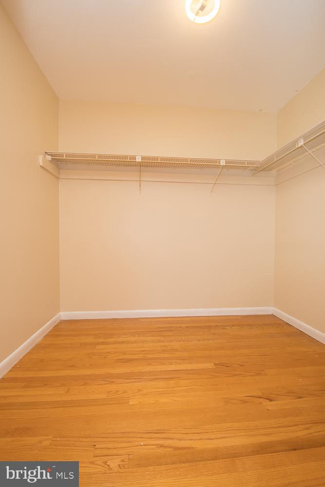 NORTH POTOMAC VISTA - Residential Lease