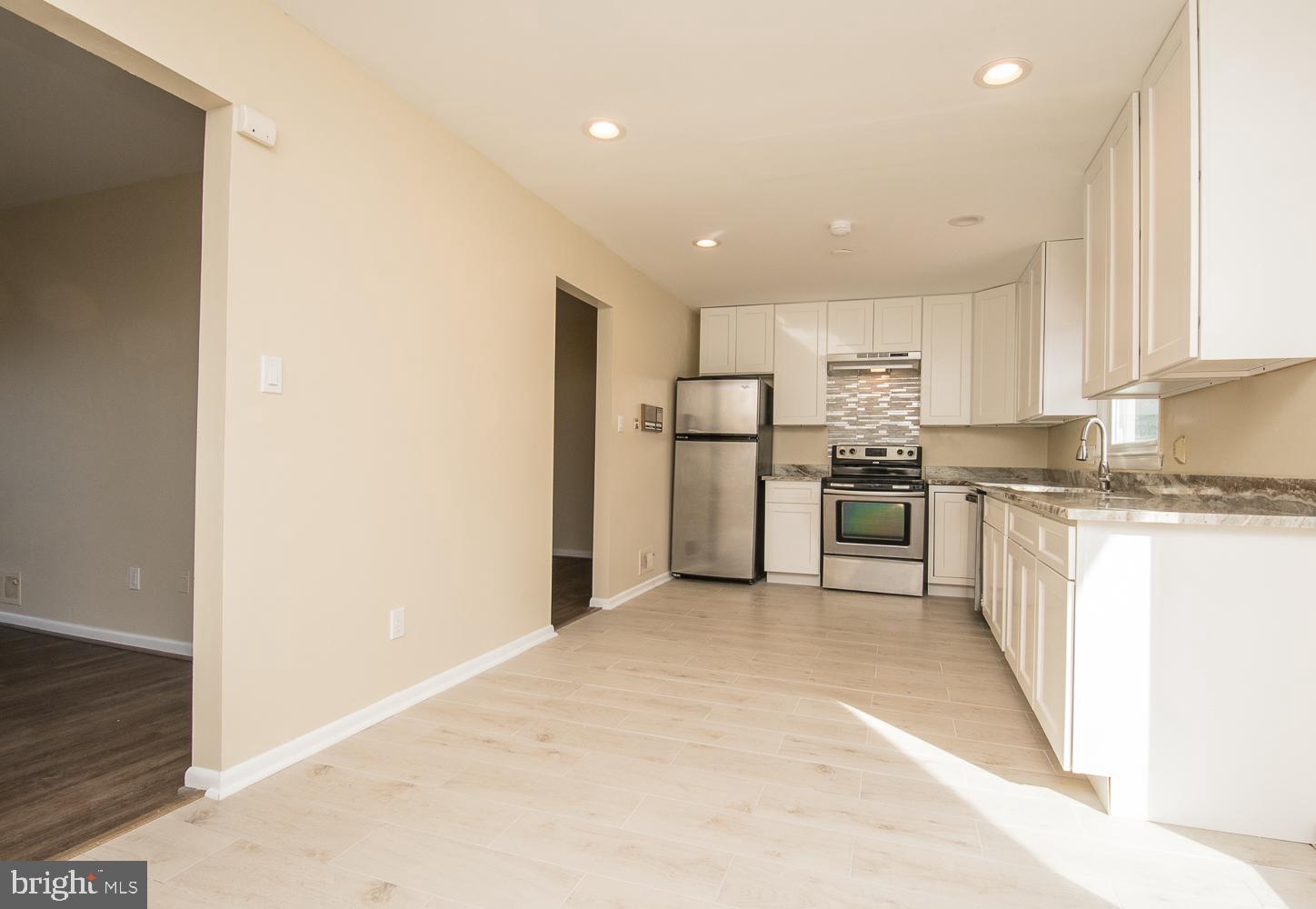 NORTH POTOMAC VISTA - Residential Lease