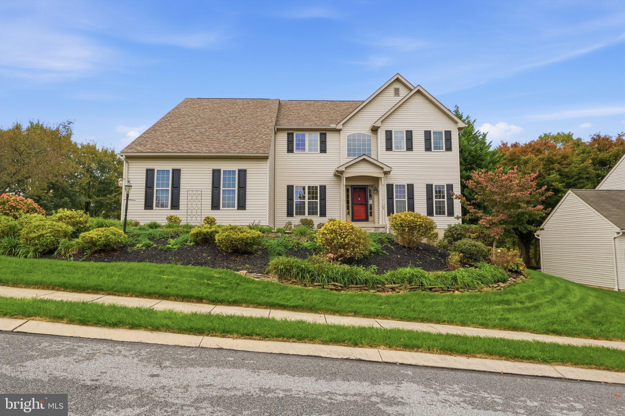 109 E GREENBRIAR DRIVE