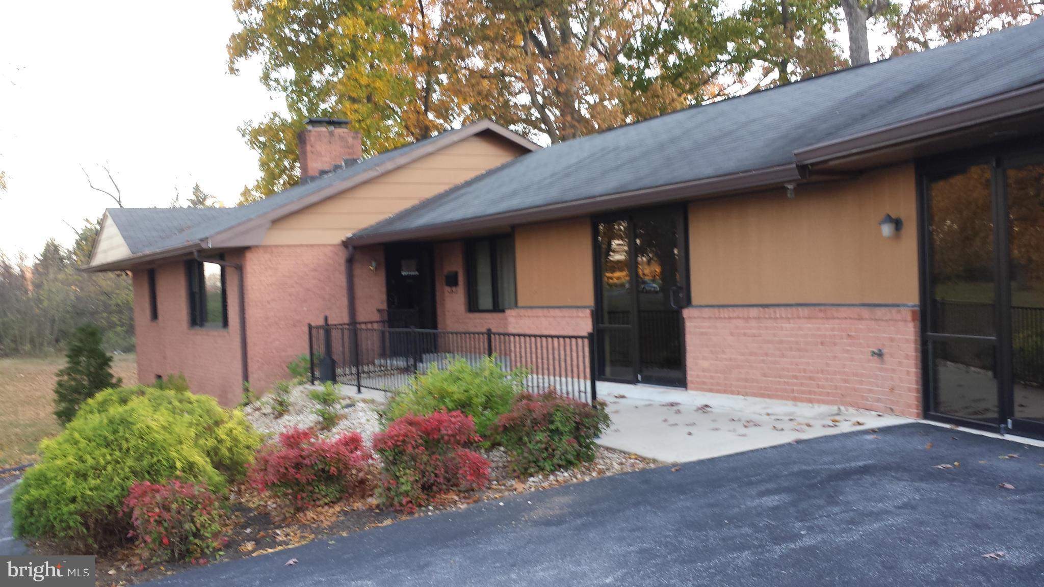 Nice office space in rapidly growing Spring Mills just seconds from I-81 Exit 20 Interchange. High traffic and high visibility for signage to build your business. Some furniture negotiable. Left side office has 5 rooms and a bathroom. Would make a great insurance office or service business location with all the existing housing and new construction in Spring Mills. Rental rate is plus electric.