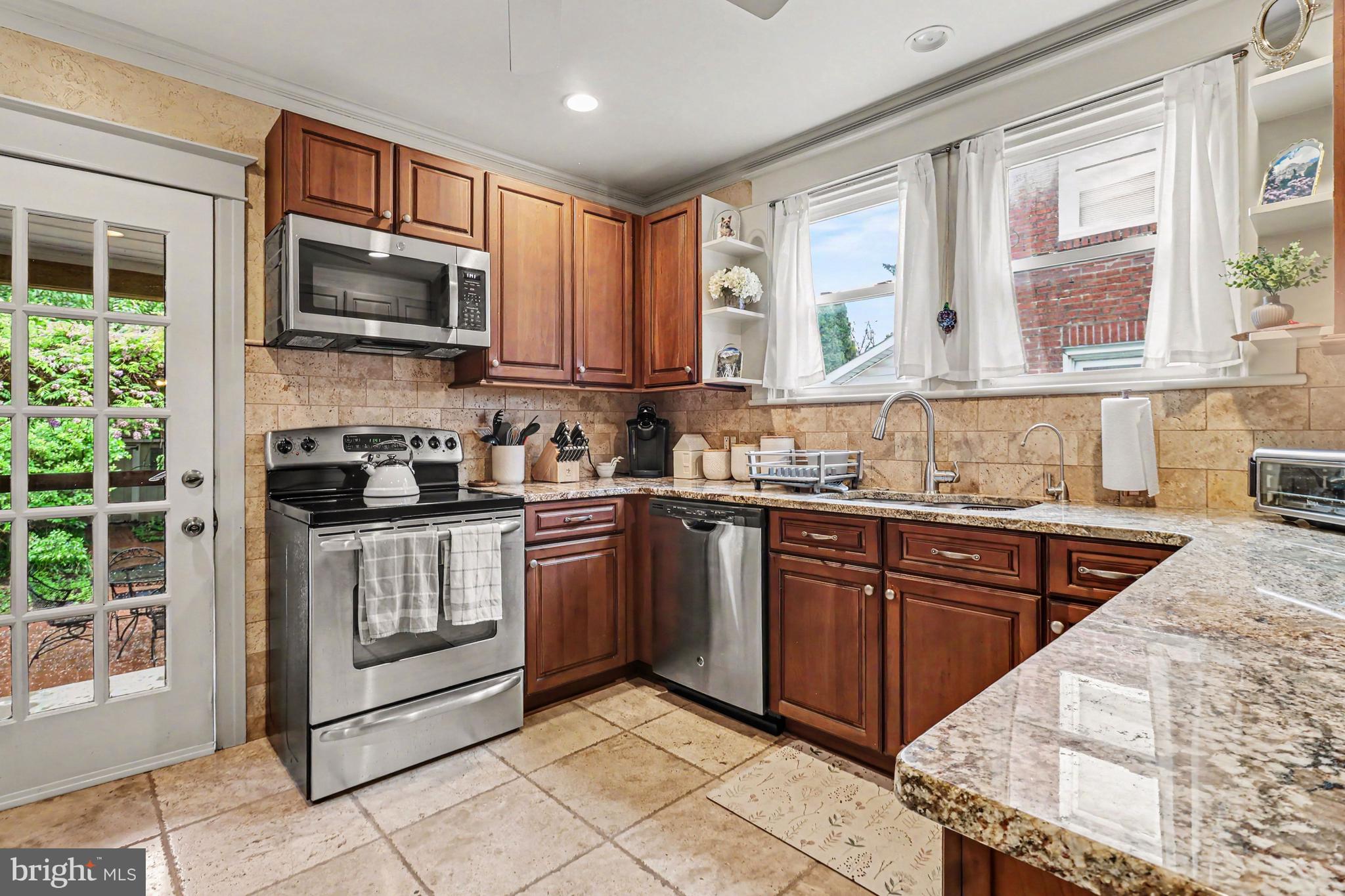 ABBEY DOWNS - Residential