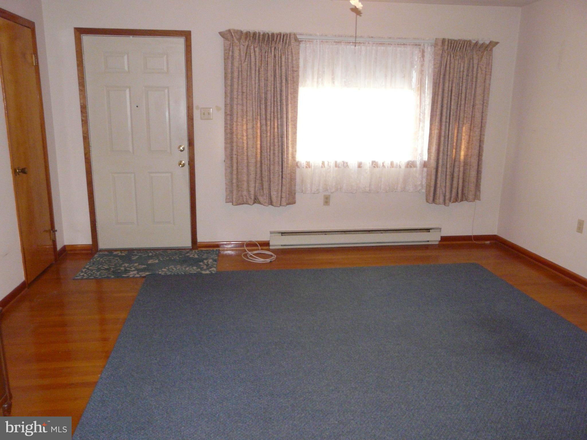 AVONDALE ACRES - Residential