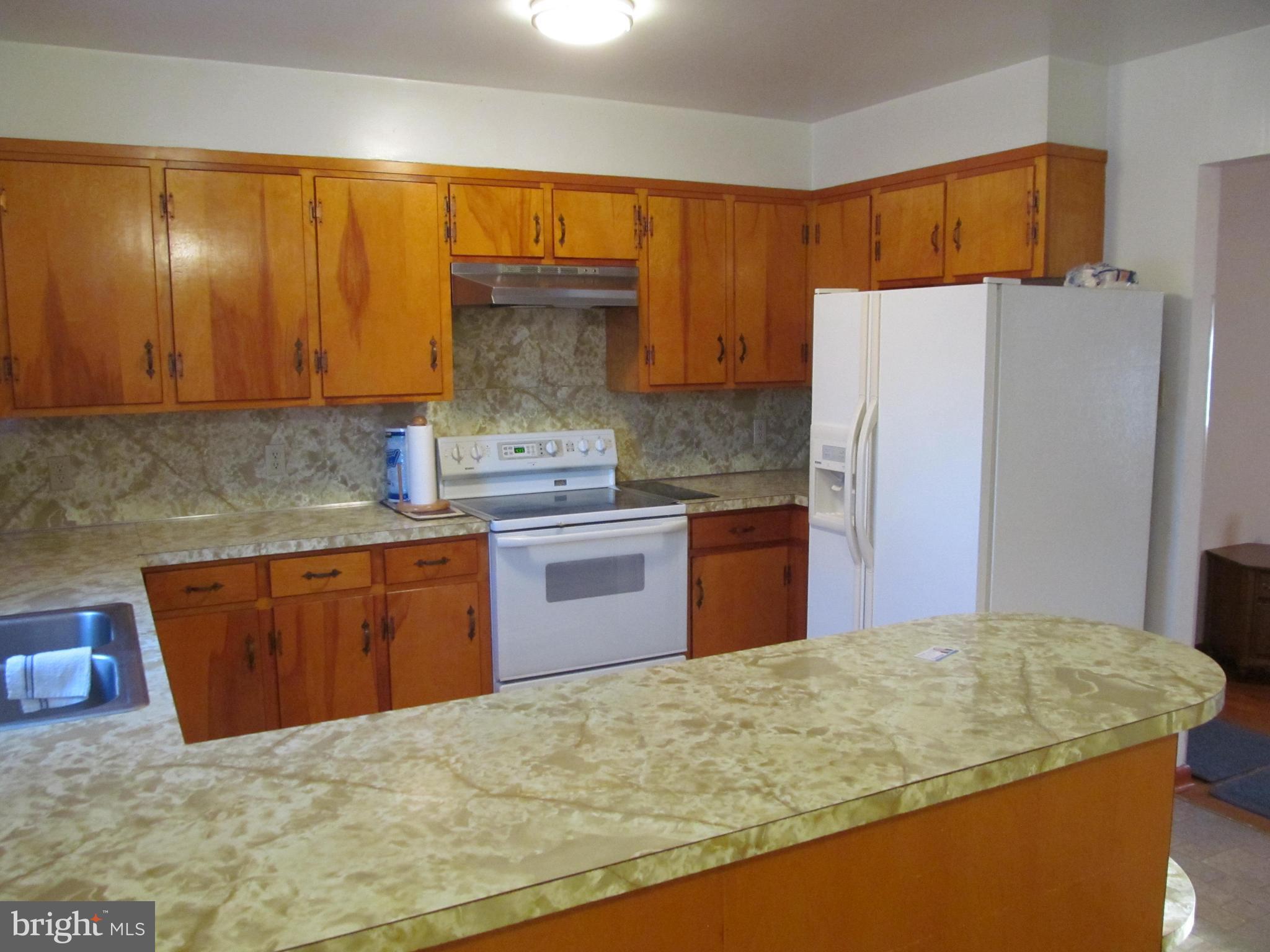 AVONDALE ACRES - Residential