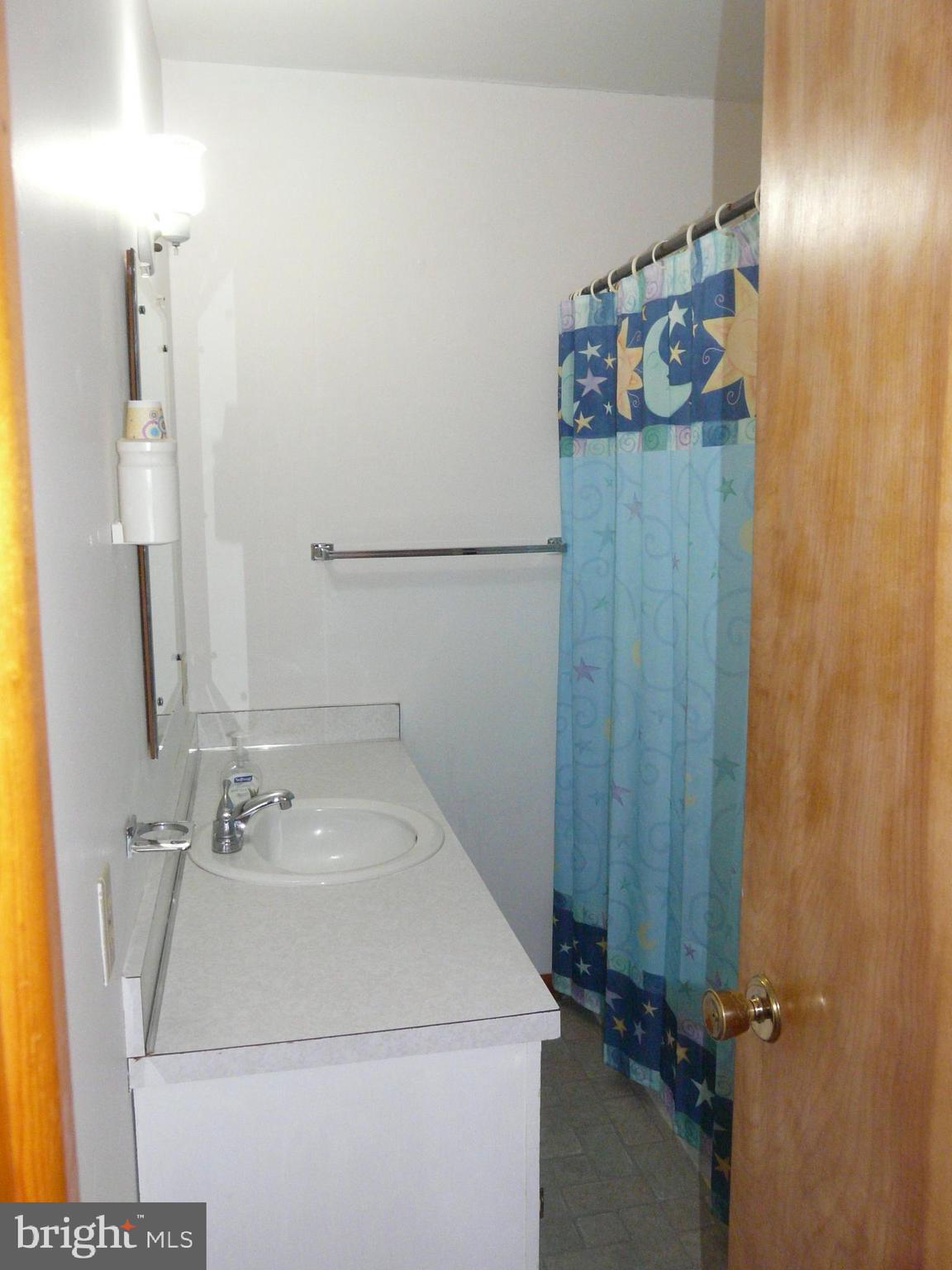 AVONDALE ACRES - Residential