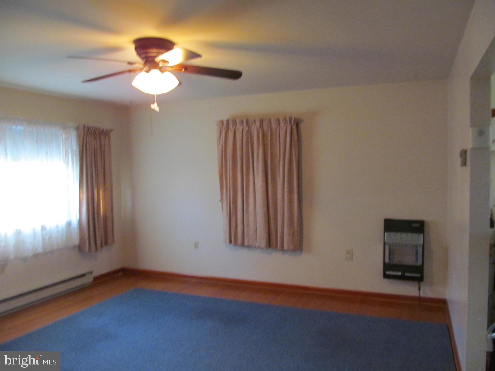 AVONDALE ACRES - Residential