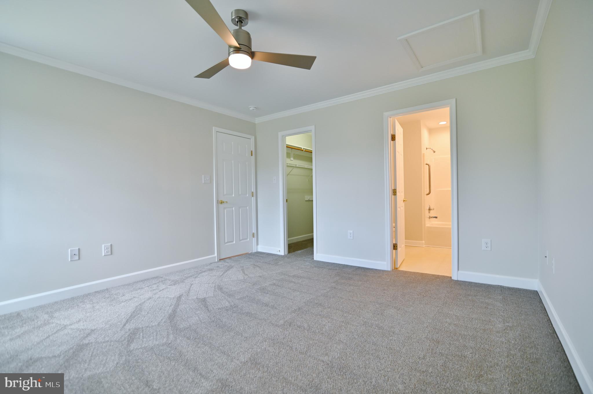 SOUTHRIDGE VILLAS - Residential