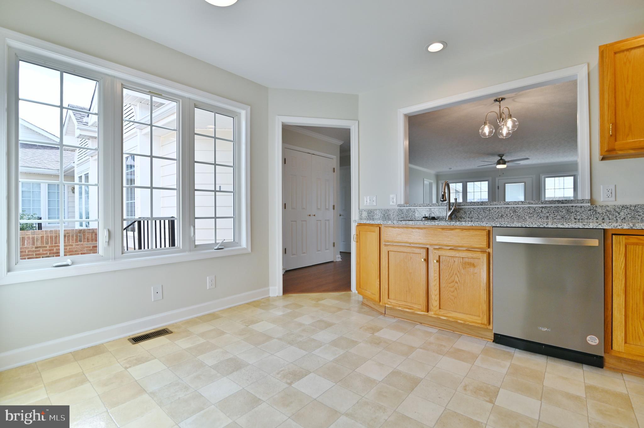 SOUTHRIDGE VILLAS - Residential