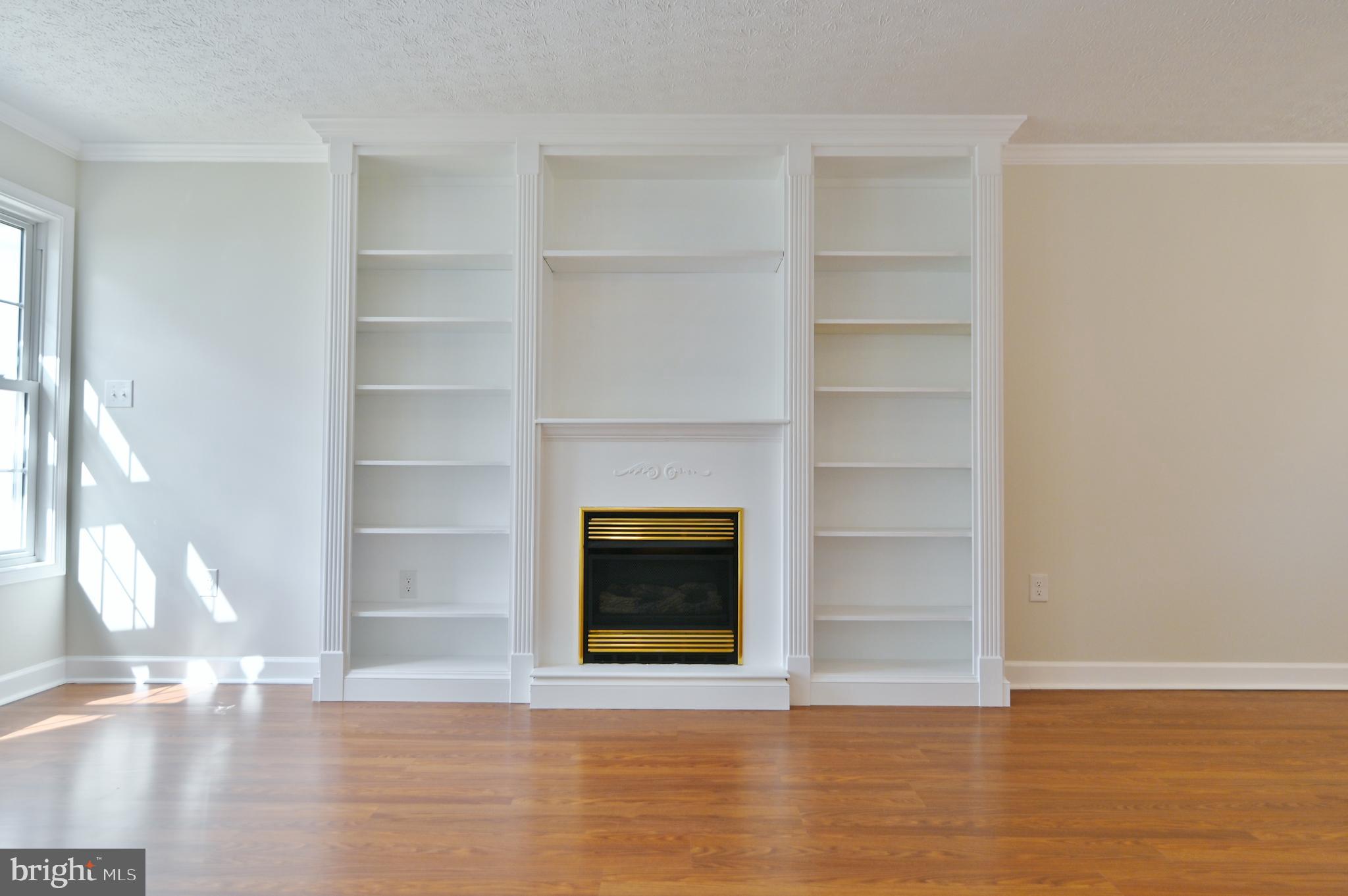 SOUTHRIDGE VILLAS - Residential