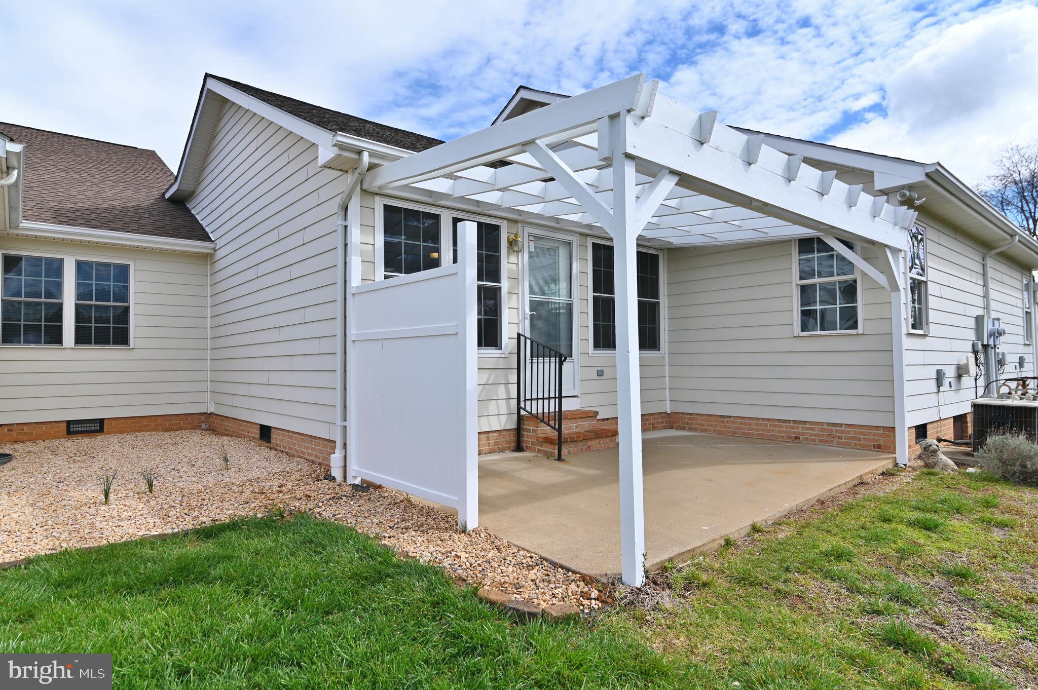 SOUTHRIDGE VILLAS - Residential