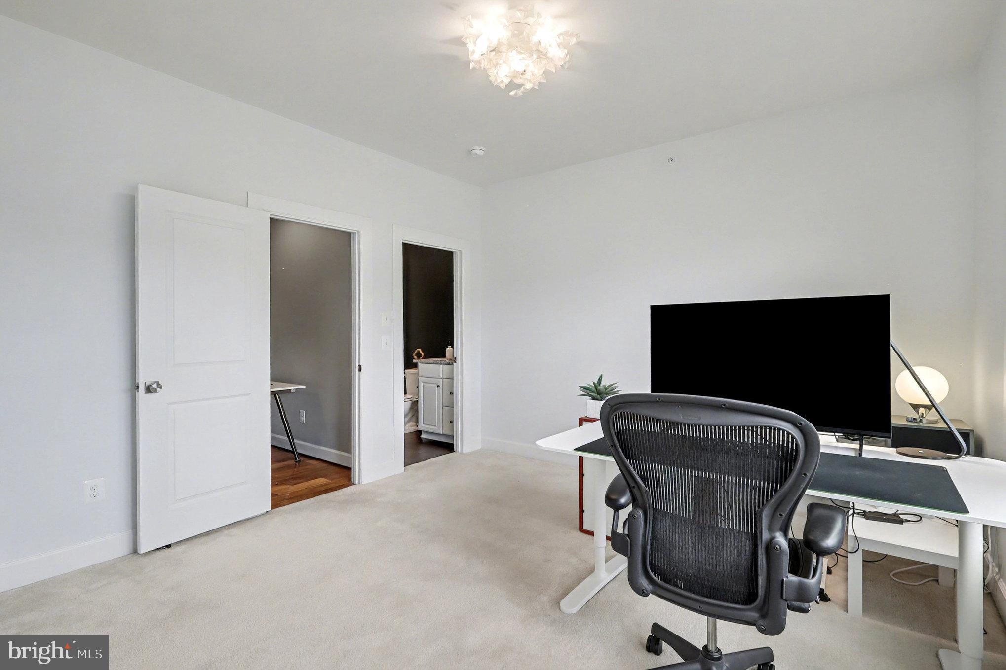 POTOMAC SHORES - Residential