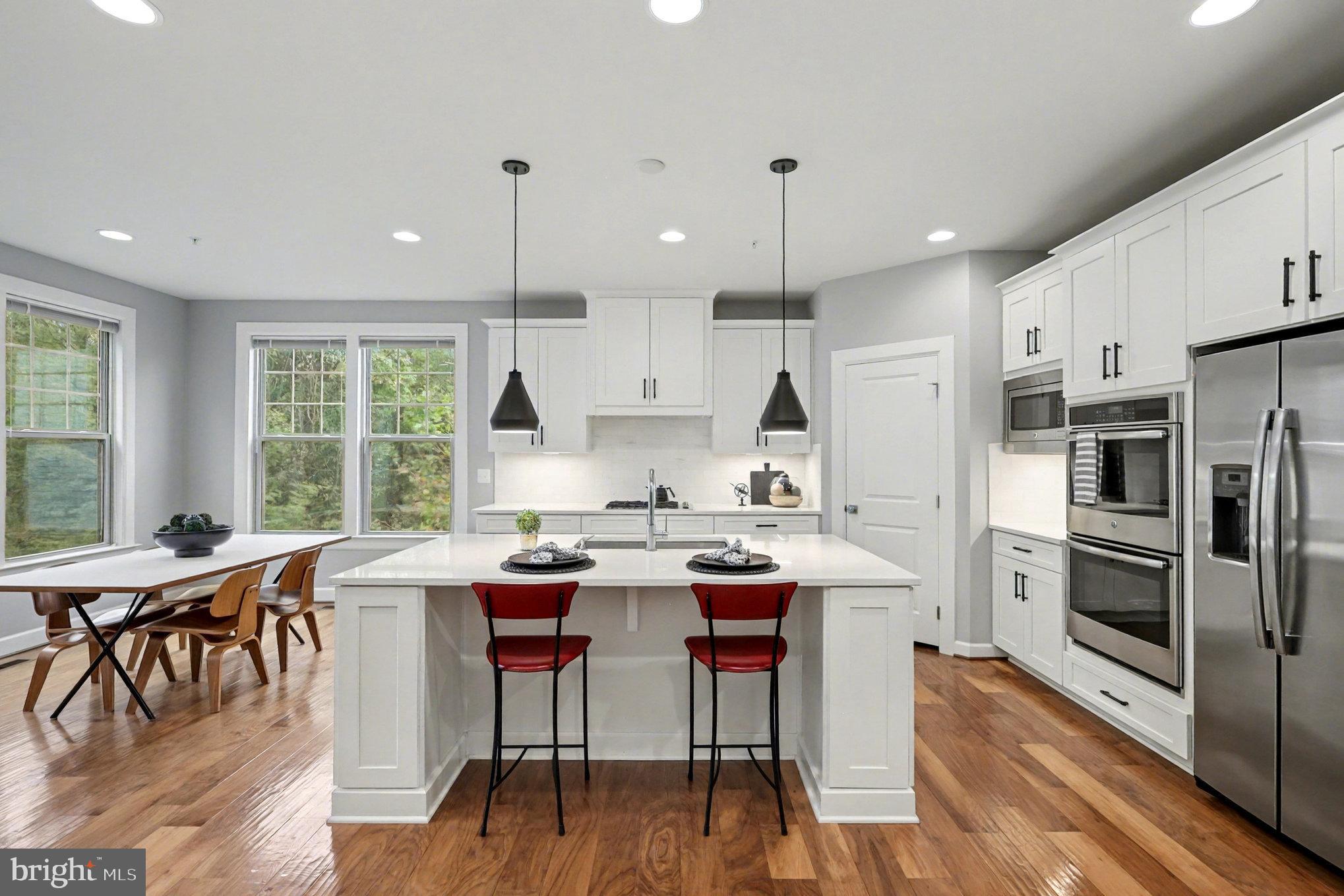 POTOMAC SHORES - Residential