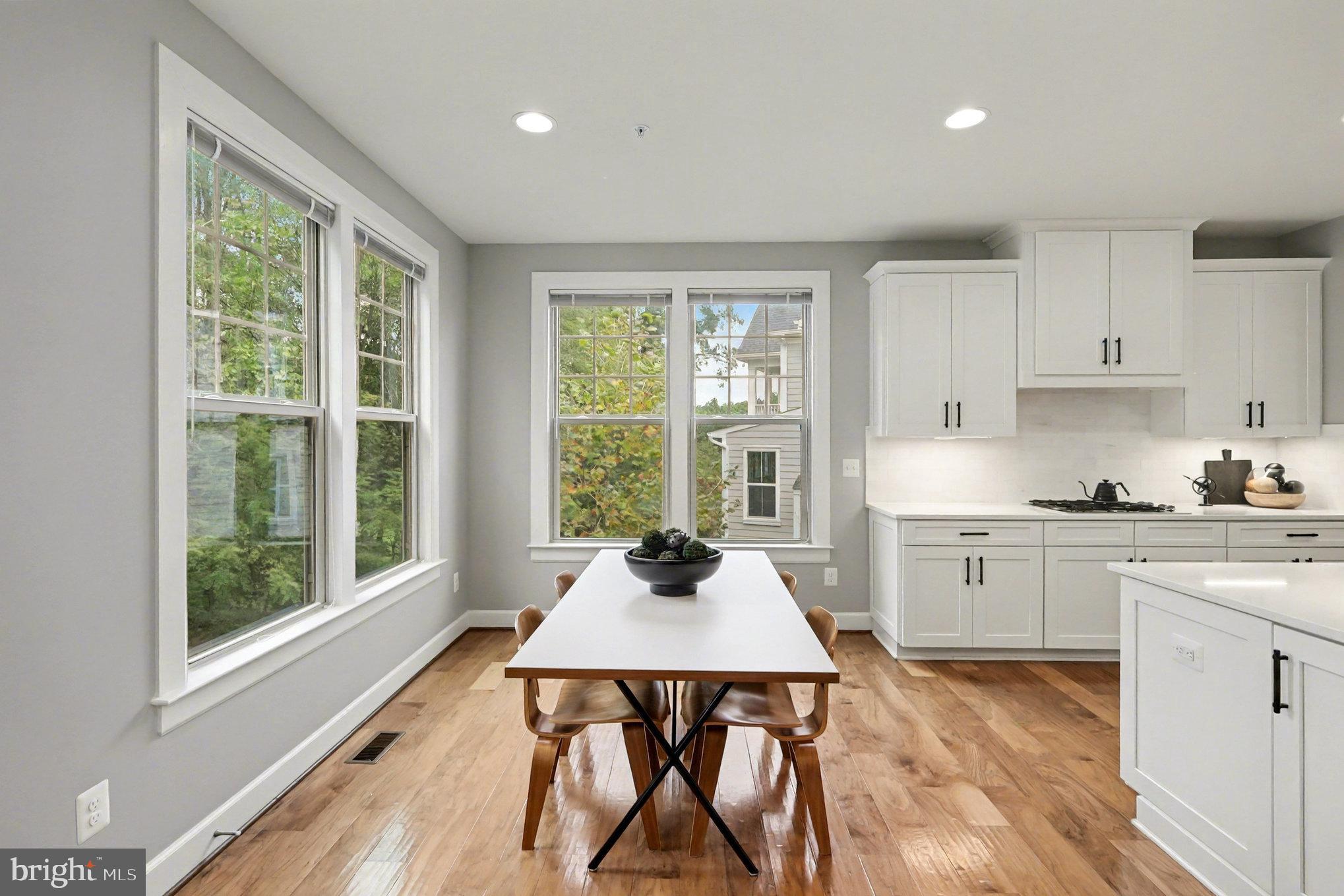 POTOMAC SHORES - Residential