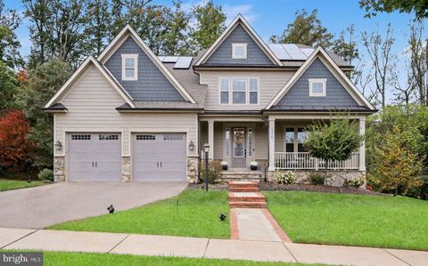 2350 SWEET PEPPERBRUSH LOOP DUMFRIES VA 22026