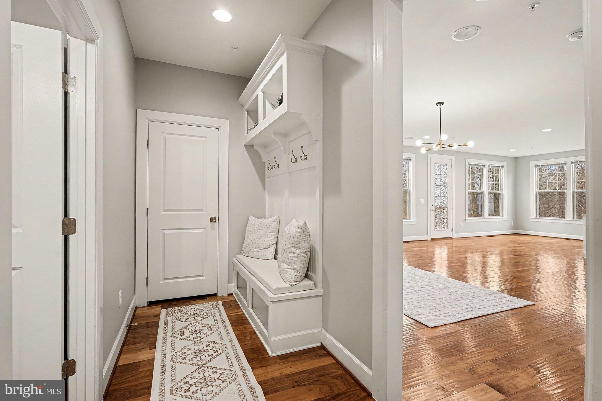 POTOMAC SHORES - Residential