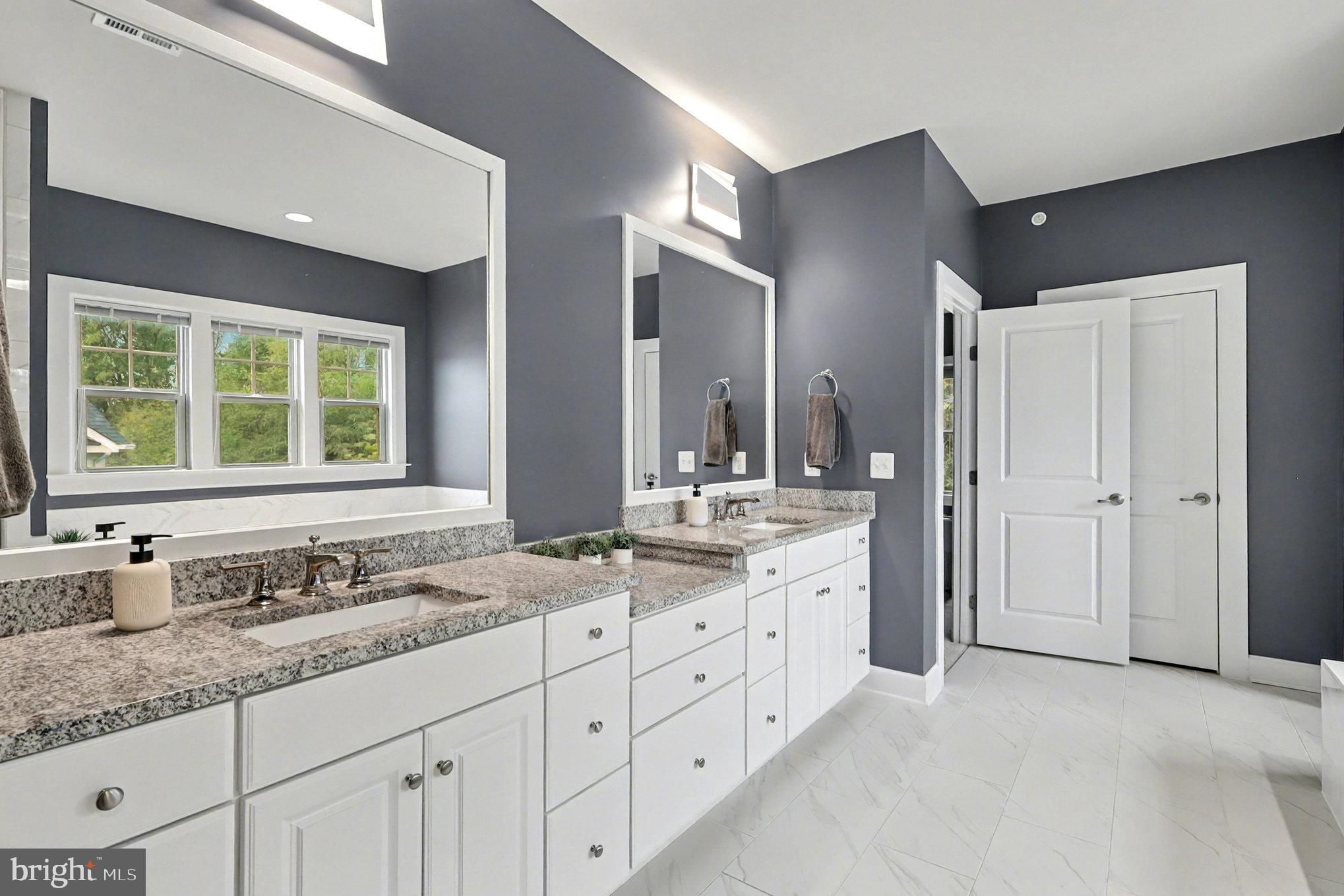 POTOMAC SHORES - Residential