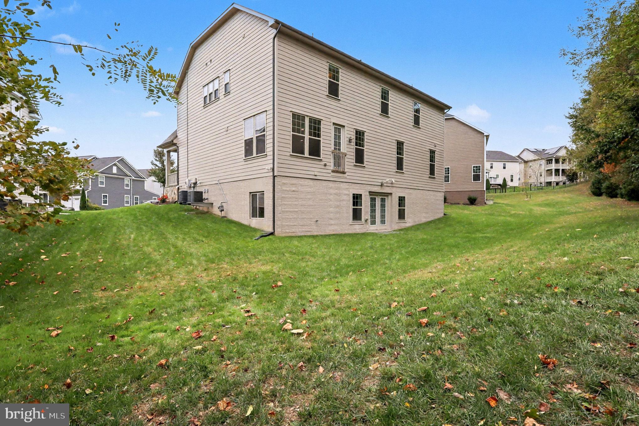 POTOMAC SHORES - Residential