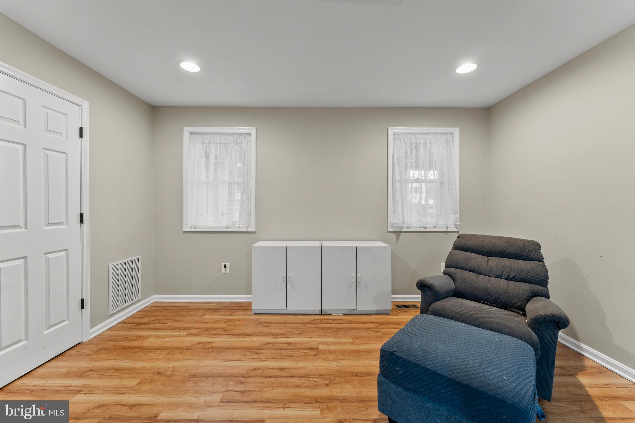 SCOTTS RIDGE - Residential