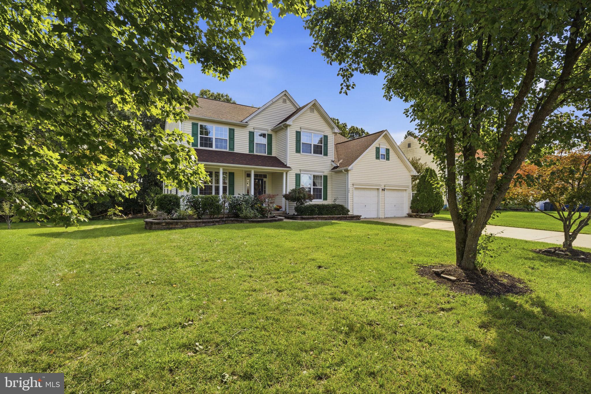728 HORSESHOE LANE