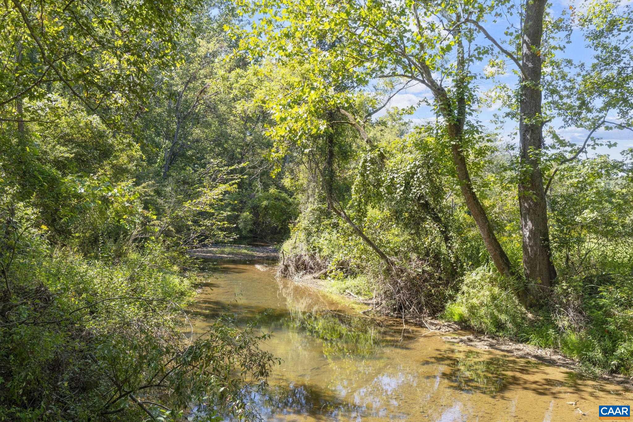 318 MILLER SCHOOL RD