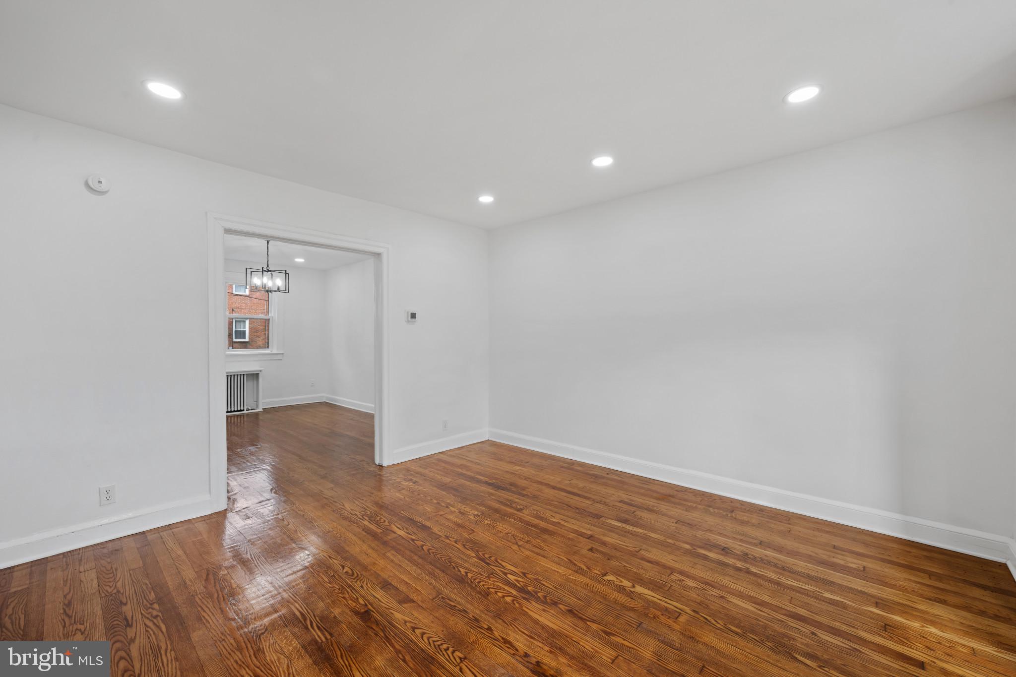 4 MAPLE DRIVE